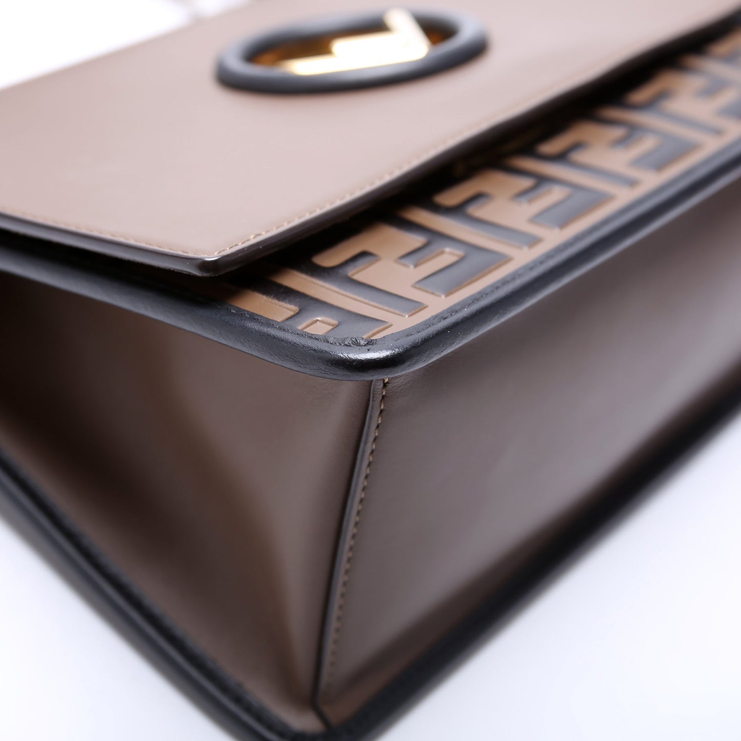 8BT284 Kan I Medium Shoulder Bag Vitello F Is Fendi Brown/Black