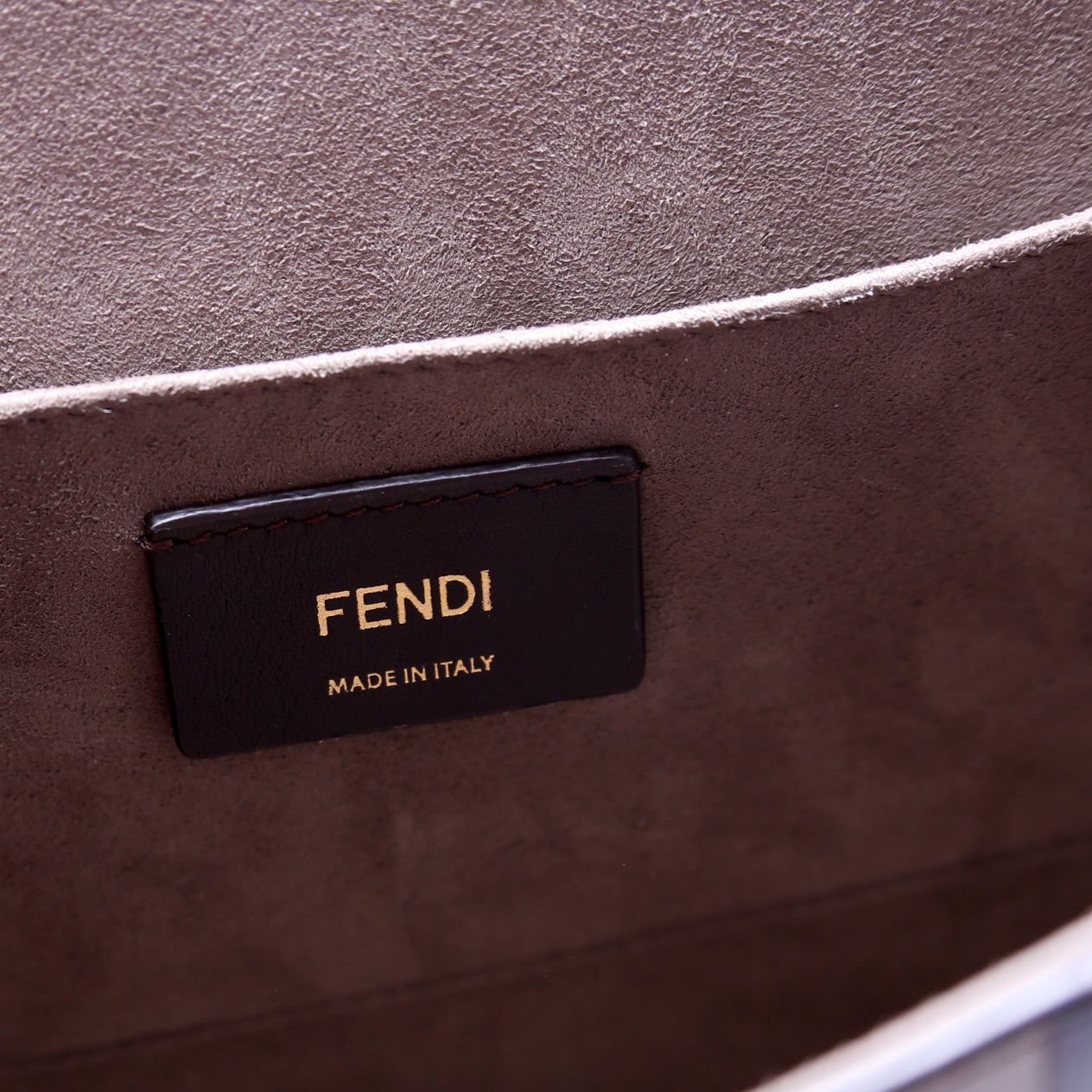 8BT284 Kan I Medium Shoulder Bag Vitello F Is Fendi Brown/Black