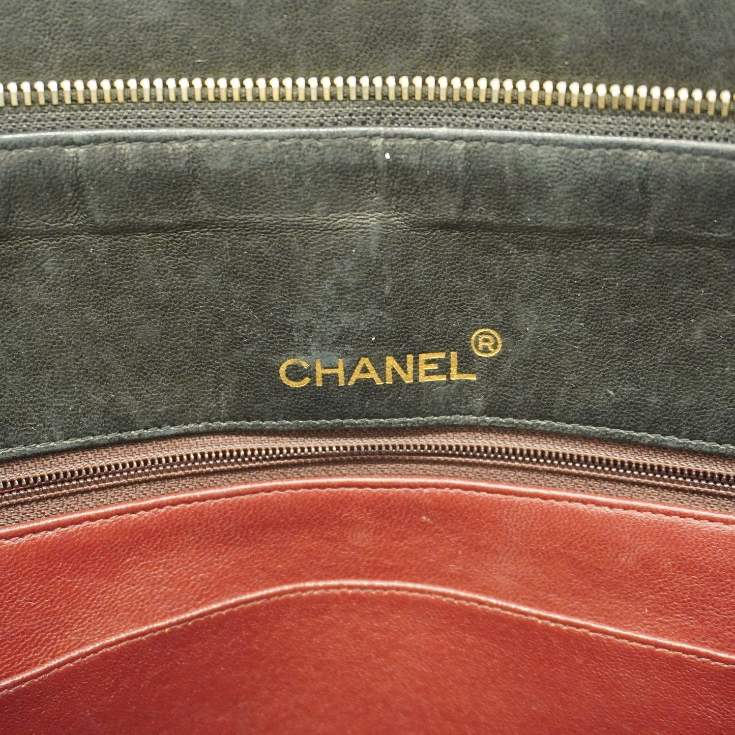 CHANEL Matelasse Chain Shoulder Women's Leather Shoulder Bag Black