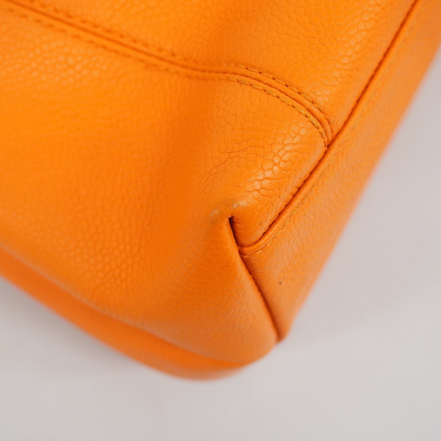 CHANEL Women's Caviar Leather Shoulder Bag Orange