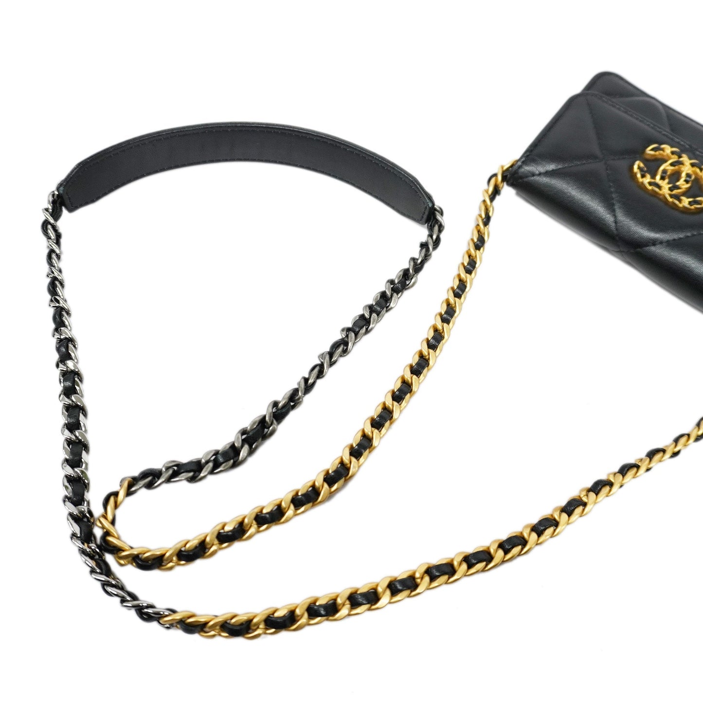 CHANEL Matelasse Chain Shoulder Women's Leather Shoulder Bag Black