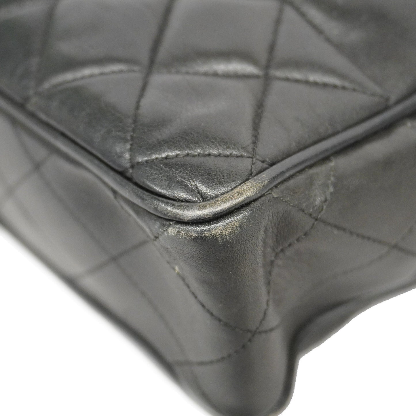 CHANEL Matelasse Chain Shoulder Women's Leather Shoulder Bag Black