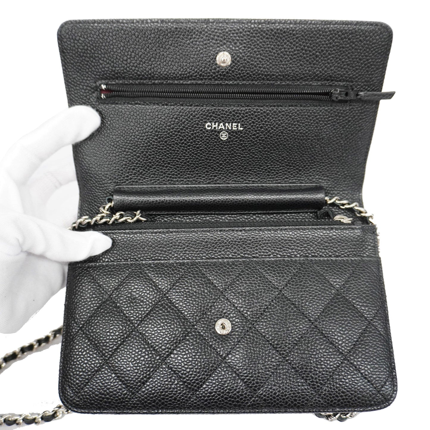 CHANEL Matelasse Silver Hardware Caviar Leather Chain/Shoulder Wallet Black