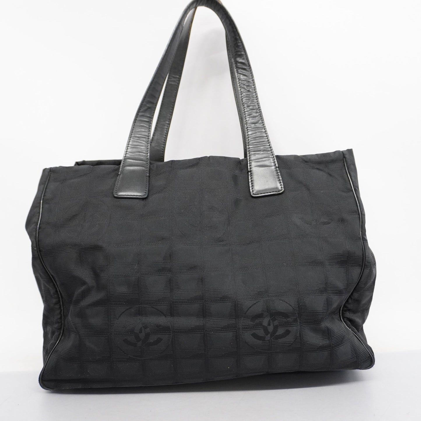CHANEL New Travel Line Tote Bag Women's Nylon Canvas Tote Bag Black