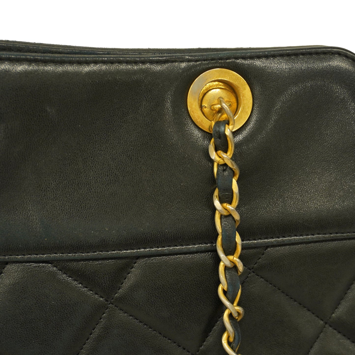 CHANEL Matelasse Chain Shoulder Women's Leather Shoulder Bag Black