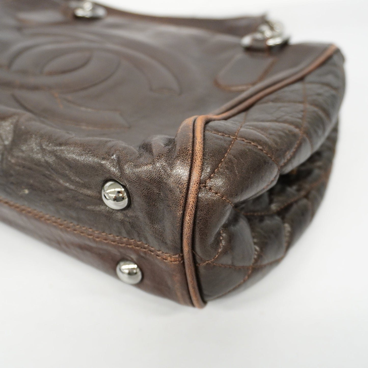 CHANEL Women's Leather Shoulder Bag Brown