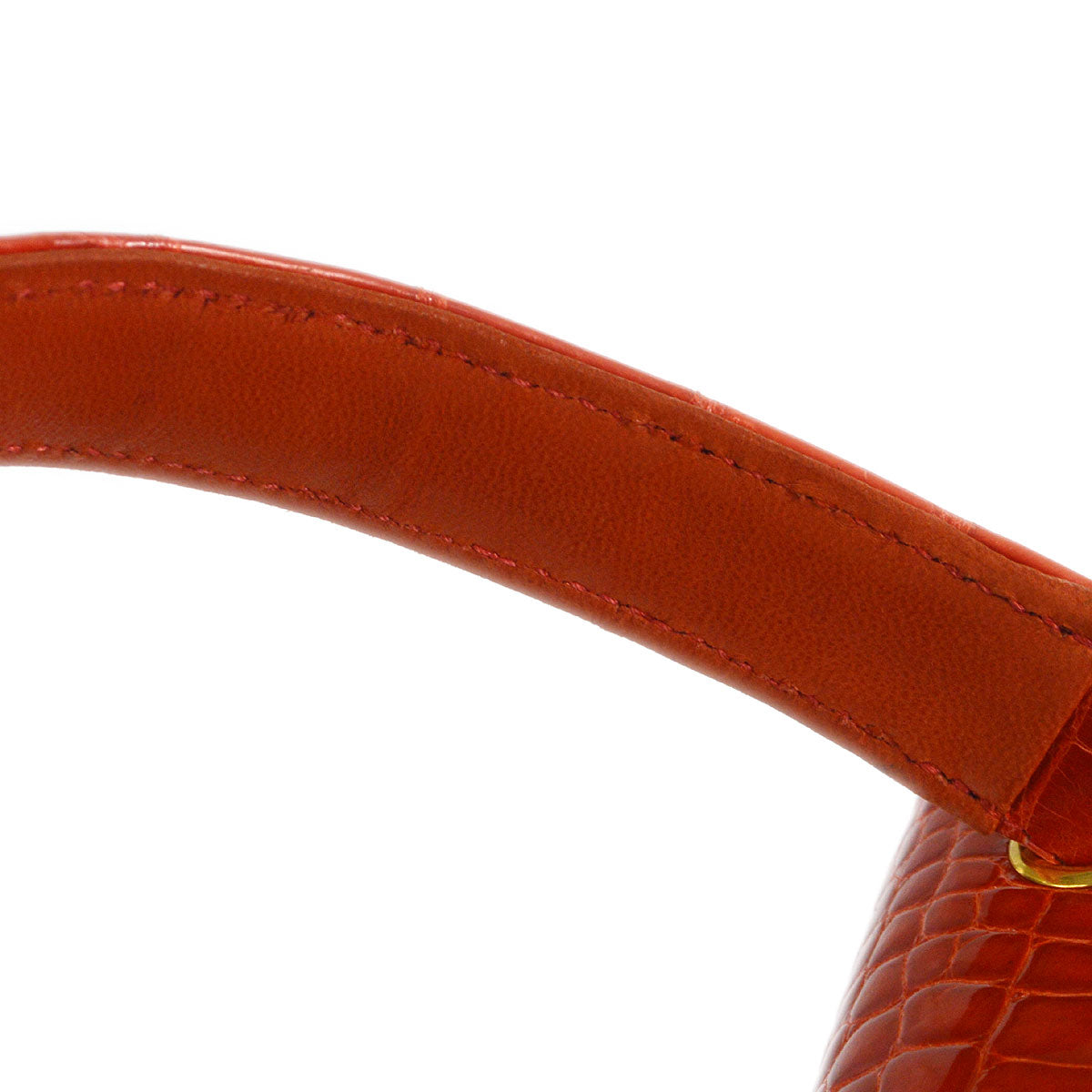CHANEL * 1996-1997 Round Flap Handbag Small Red Crocodile