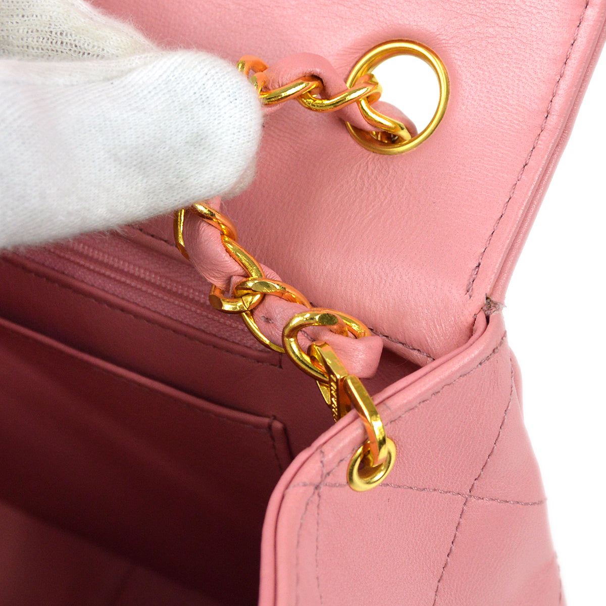 CHANEL * 1989-1991 Round Flap Shoulder Bag Medium Pink Lambskin 67904