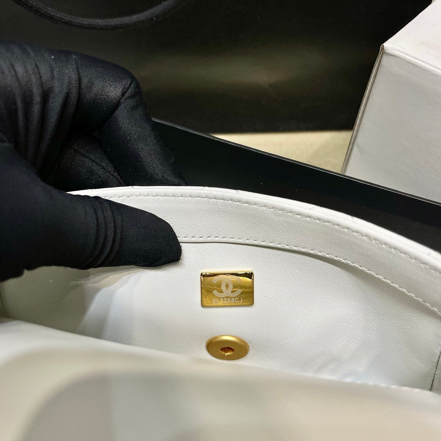 Chanel - Luxury Bag - CHL - 707
