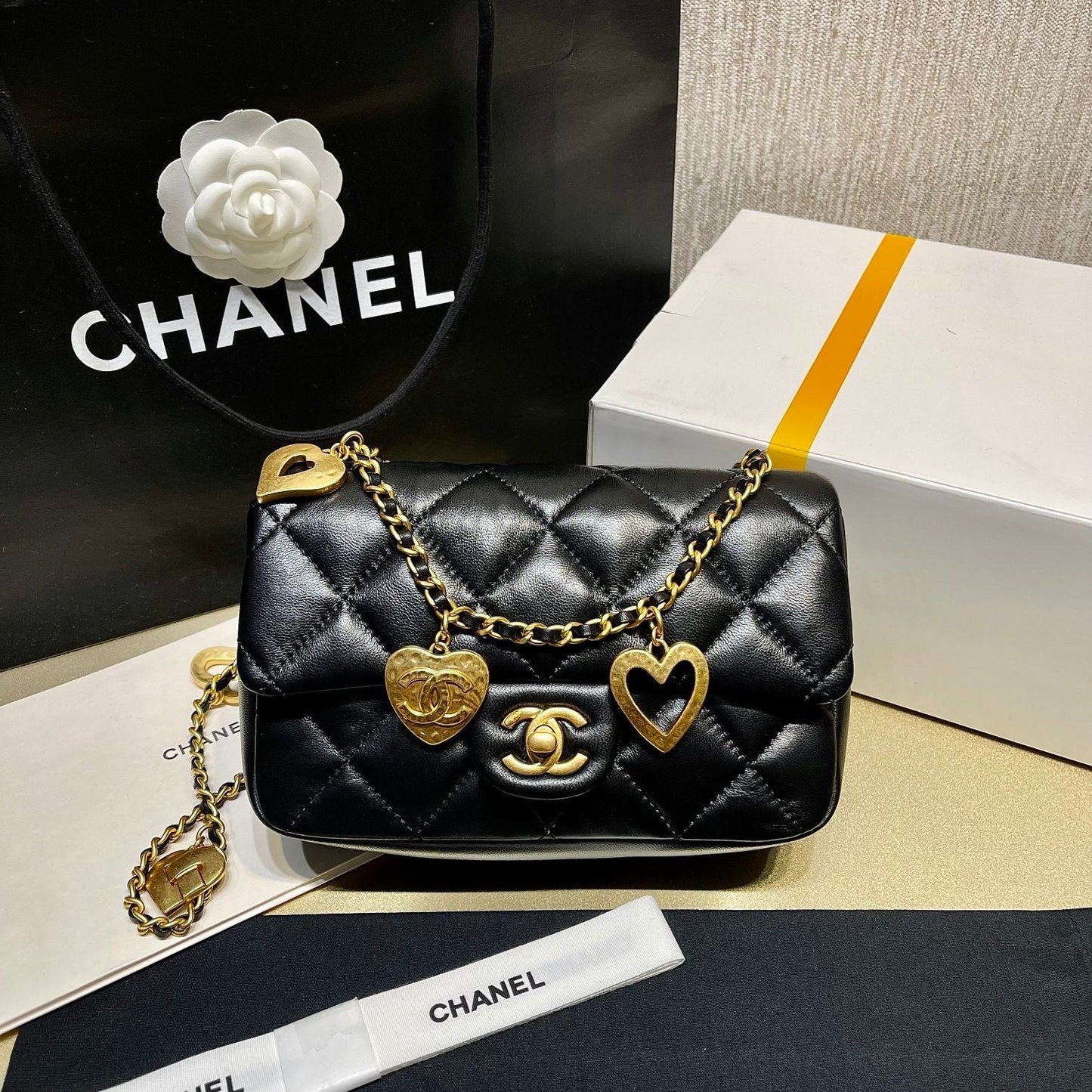 Chanel - Luxury Bag - CHL - 714
