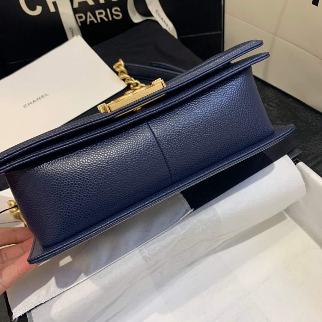 Chanel - Luxury Bag - CHL - 821