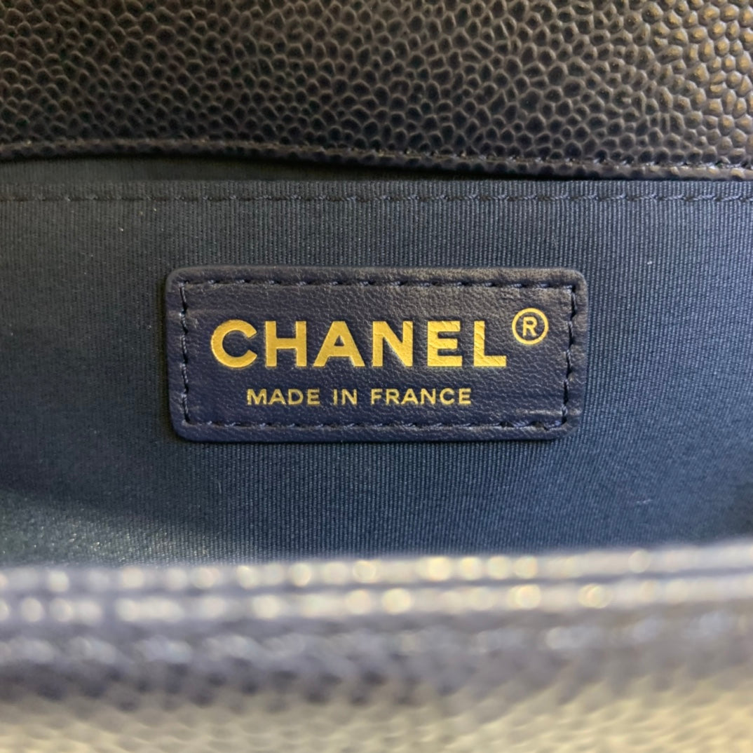 Chanel - Luxury Bag - CHL - 821