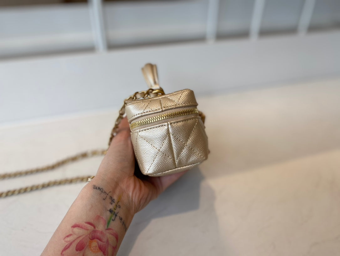 Chanel - Luxury Bag - CHL - 773