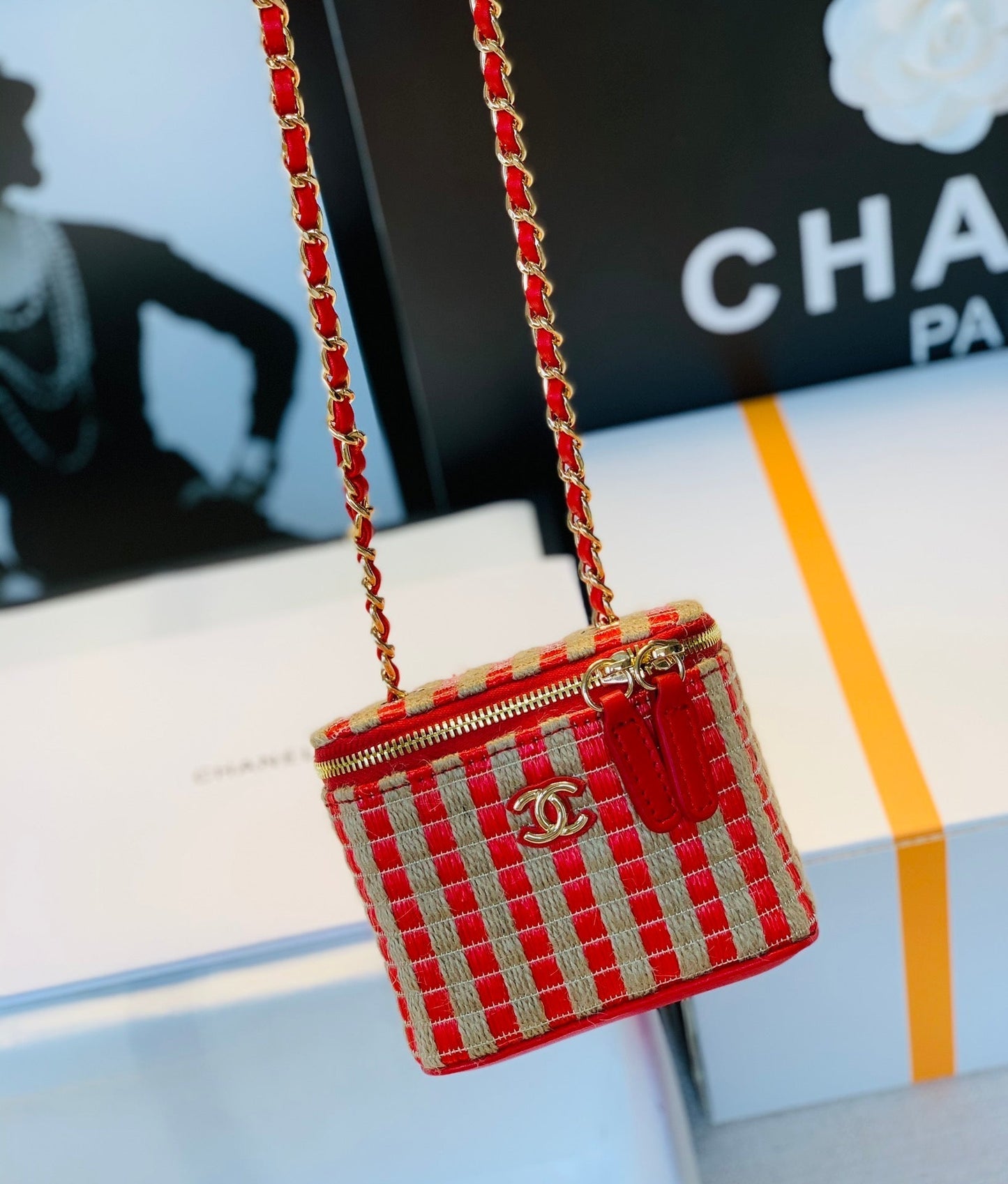 Chanel - Luxury Bag - CHL - 755