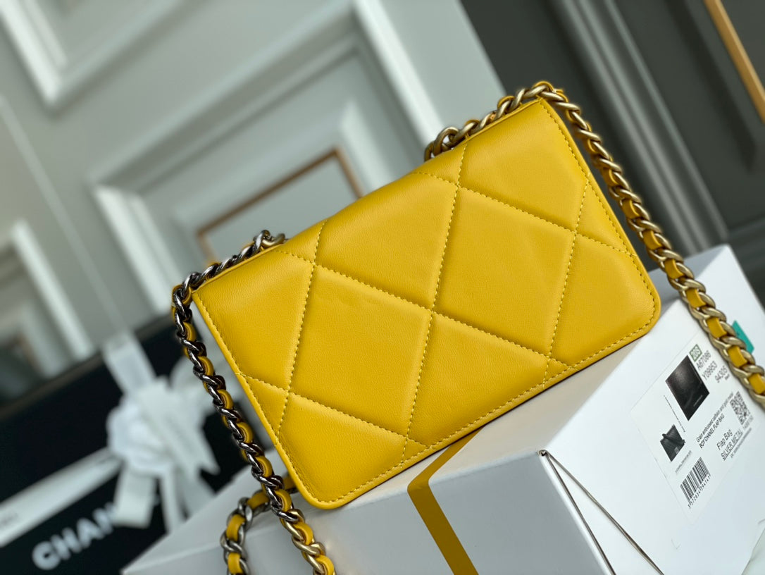 Chanel - Luxury Bag - CHL - 1226