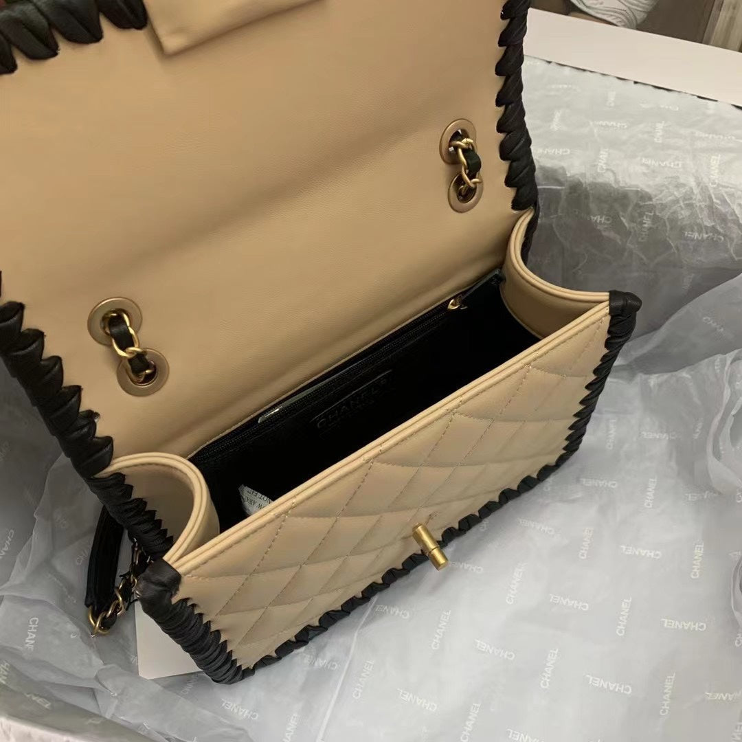 Chanel - Luxury Bag - CHL - 1052