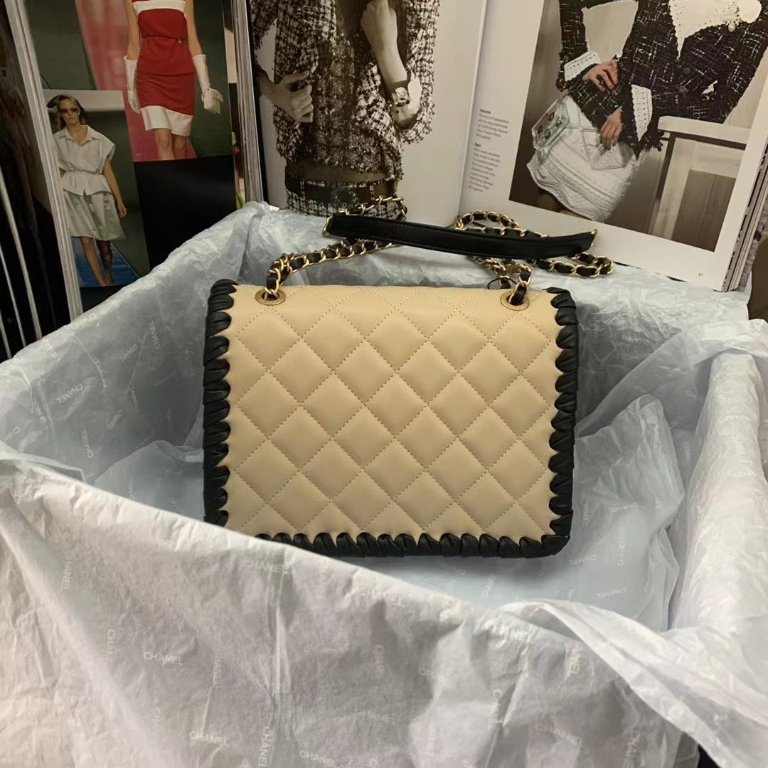 Chanel - Luxury Bag - CHL - 1052