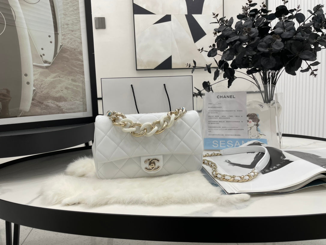 Chanel - Luxury Bag - CHL - 681