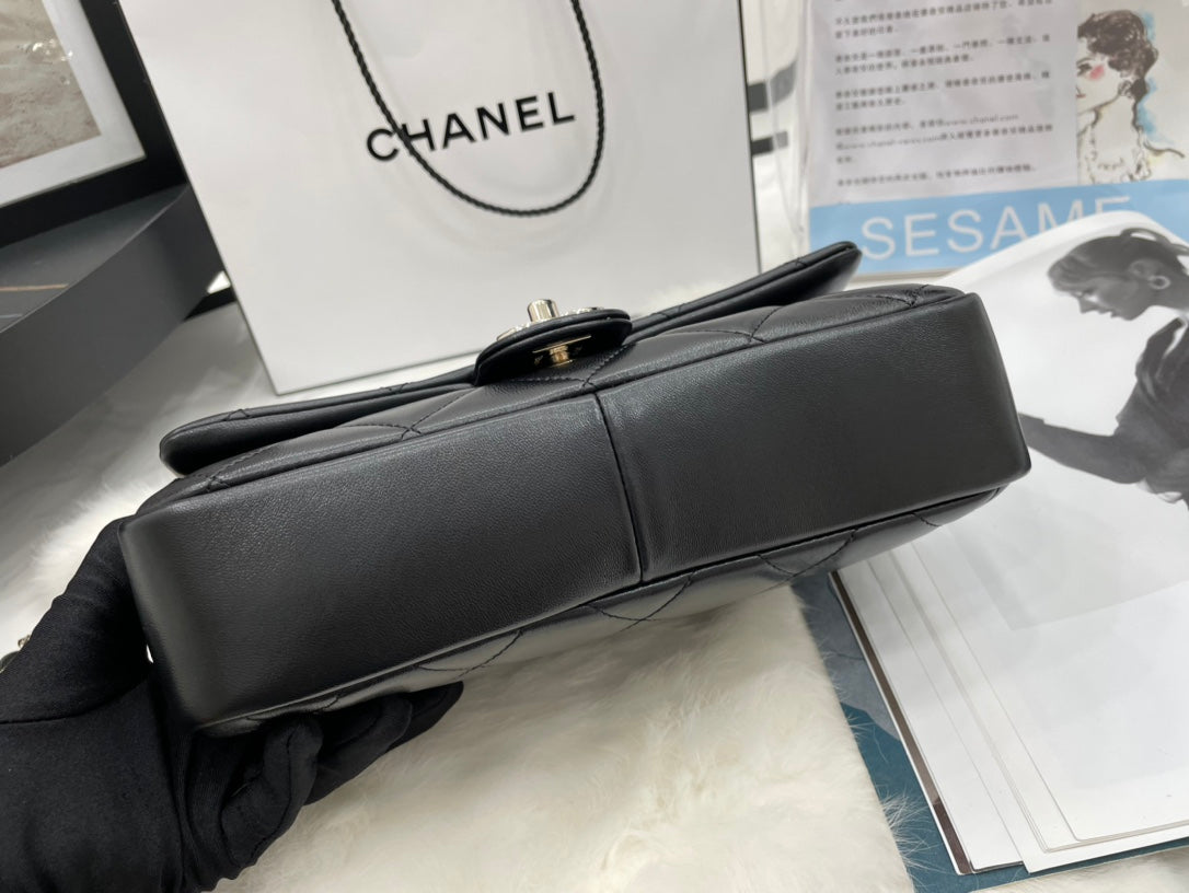 Chanel - Luxury Bag - CHL - 684