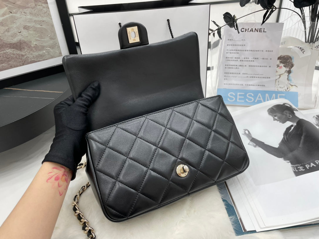 Chanel - Luxury Bag - CHL - 684