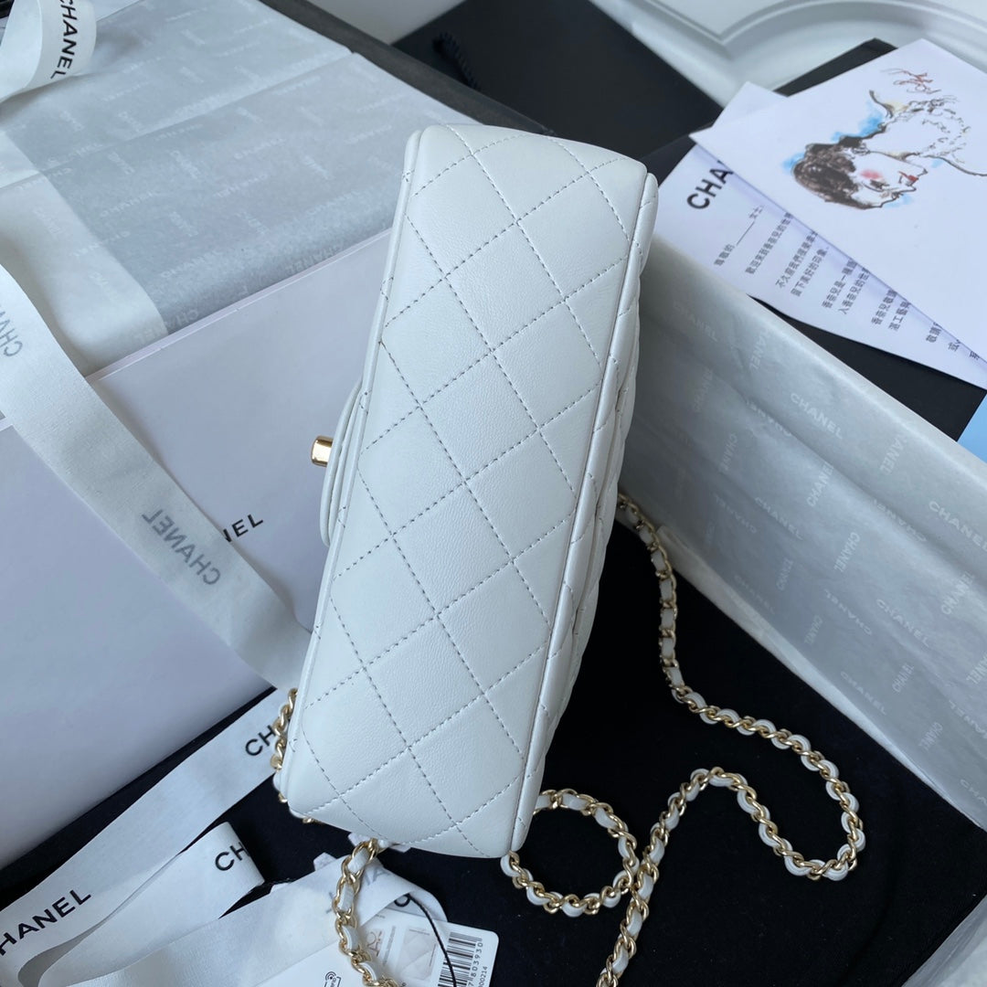 Chanel - Luxury Bag - CHL - 687