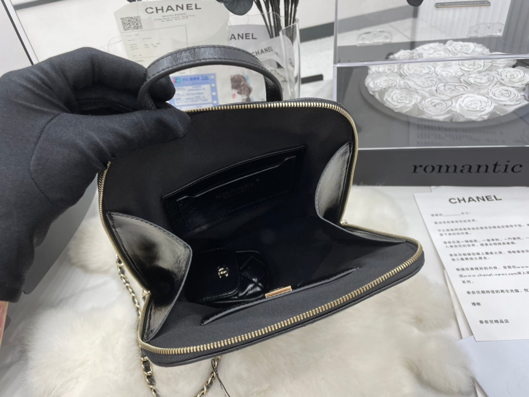 Chanel - Luxury Bag - CHL - 1068