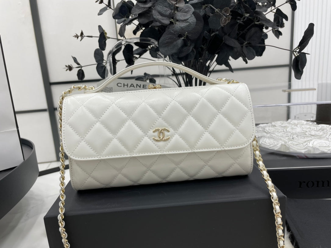 Chanel - Luxury Bag - CHL - 642
