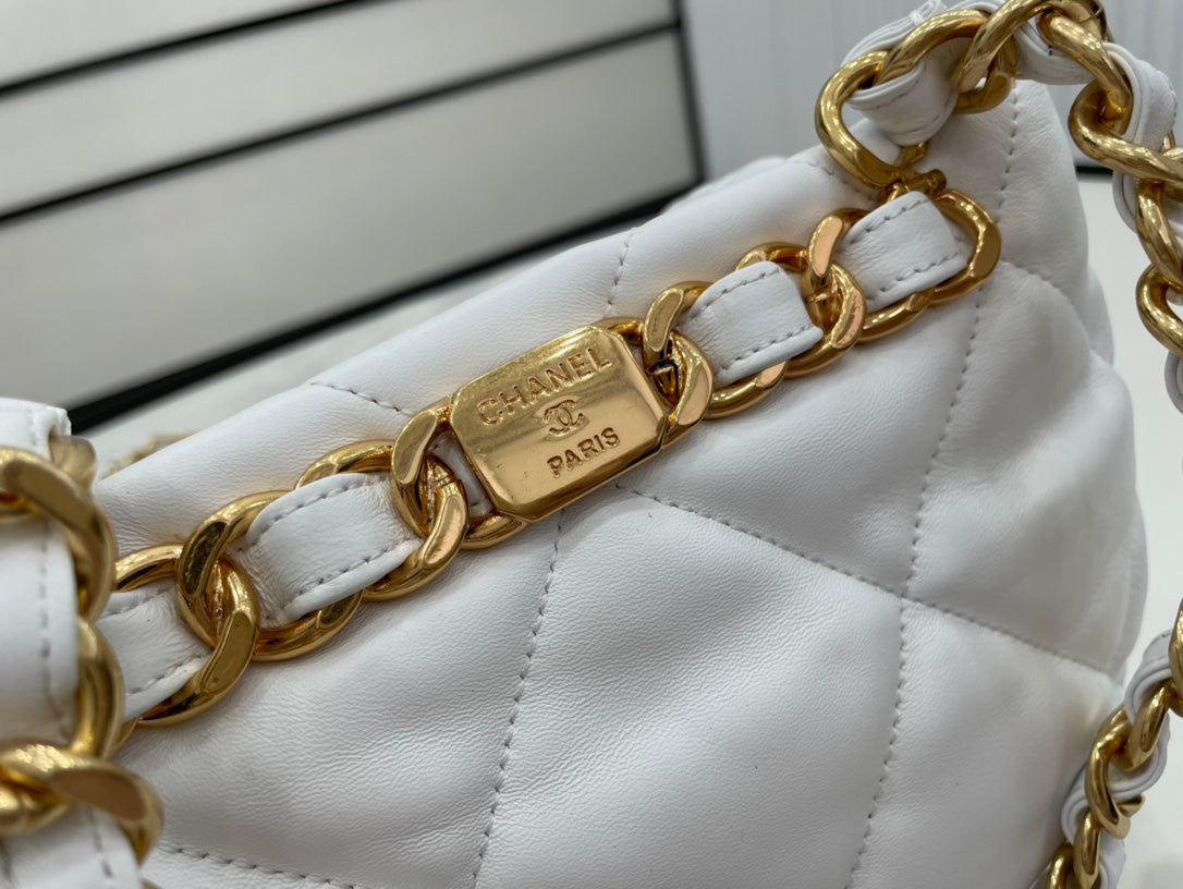 Chanel - Luxury Bag - CHL - 647