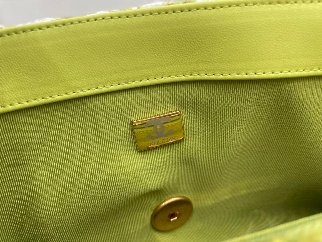 Chanel - Luxury Bag - CHL - 677