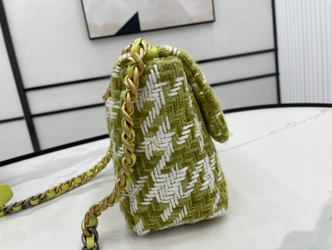 Chanel - Luxury Bag - CHL - 677
