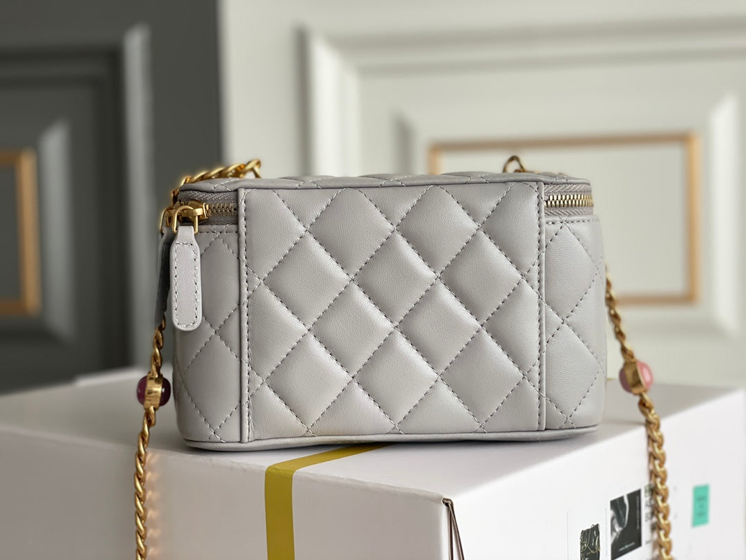 Chanel - Luxury Bag - CHL - 600