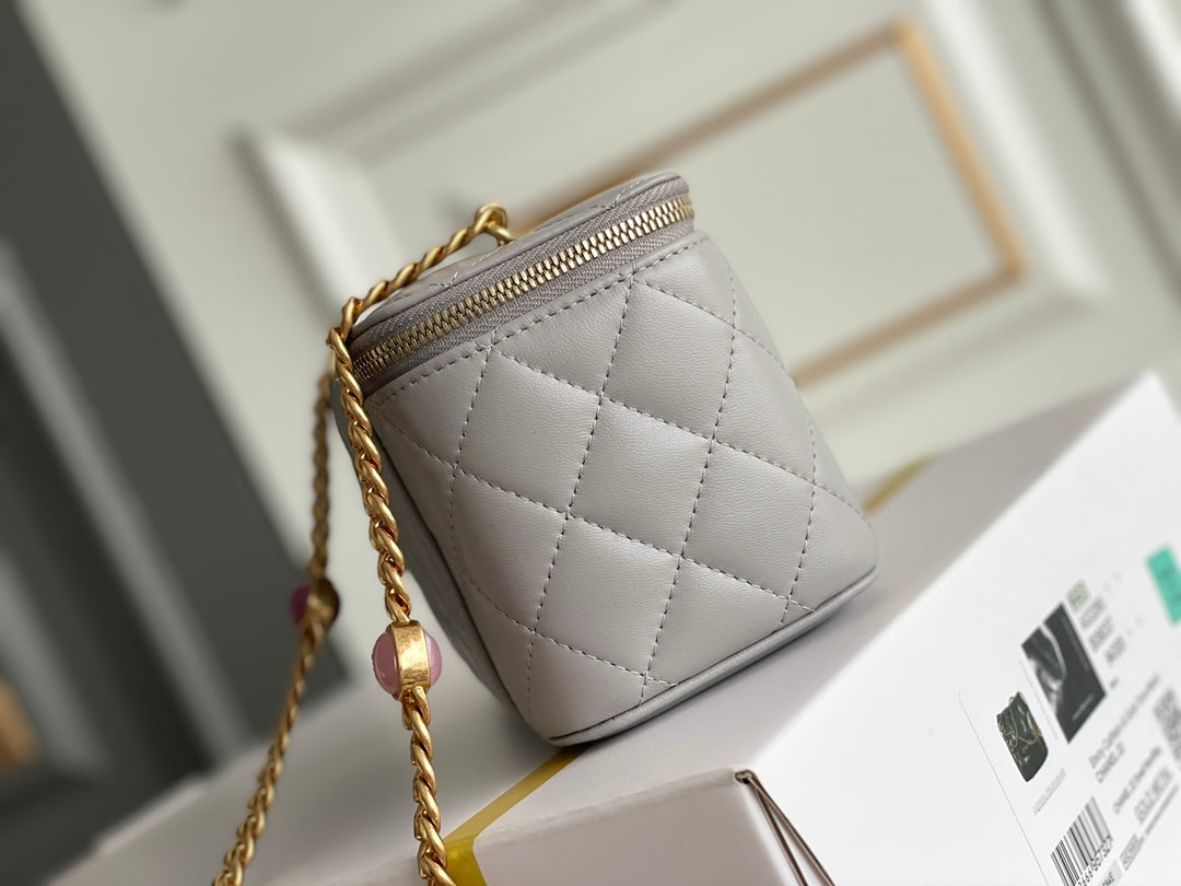 Chanel - Luxury Bag - CHL - 600