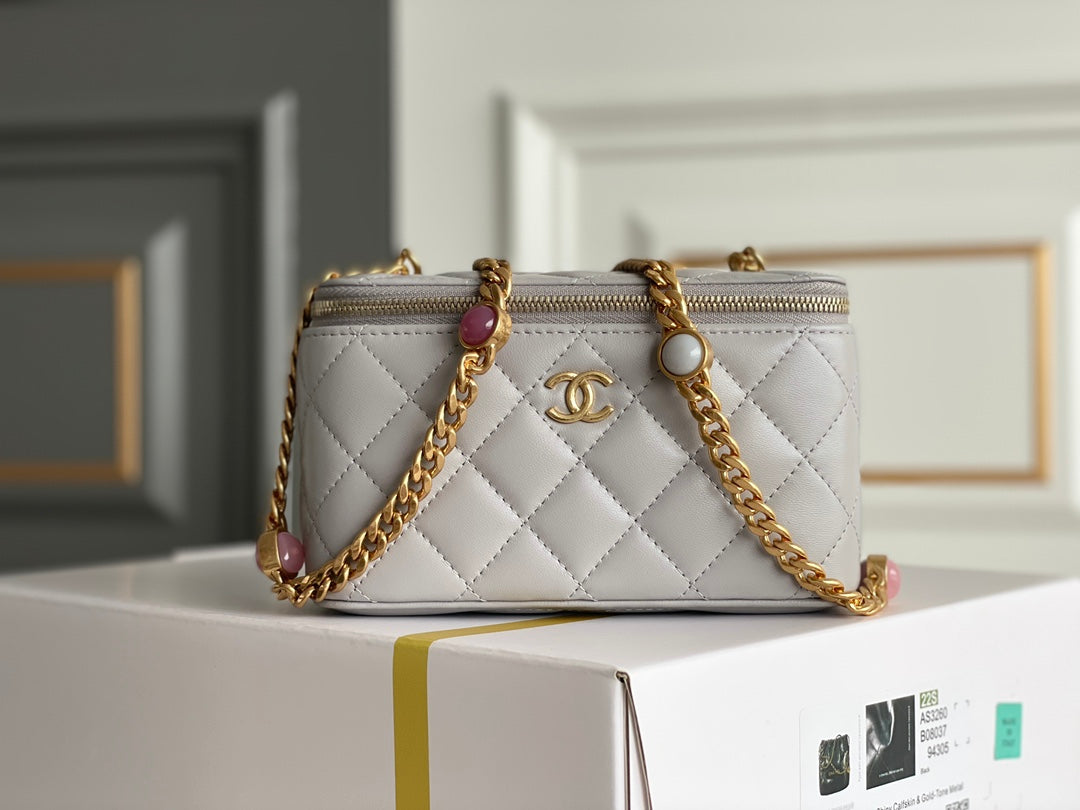 Chanel - Luxury Bag - CHL - 600