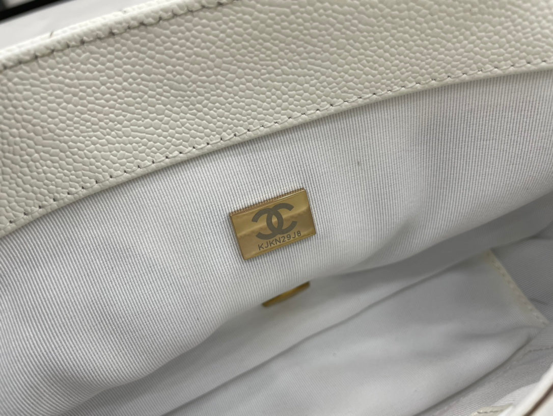 Chanel - Luxury Bag - CHL - 653