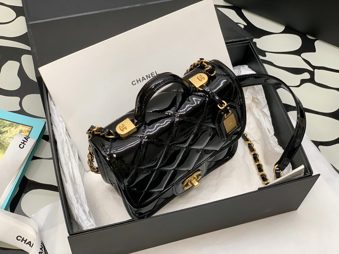 Chanel - Luxury Bag - CHL - 437