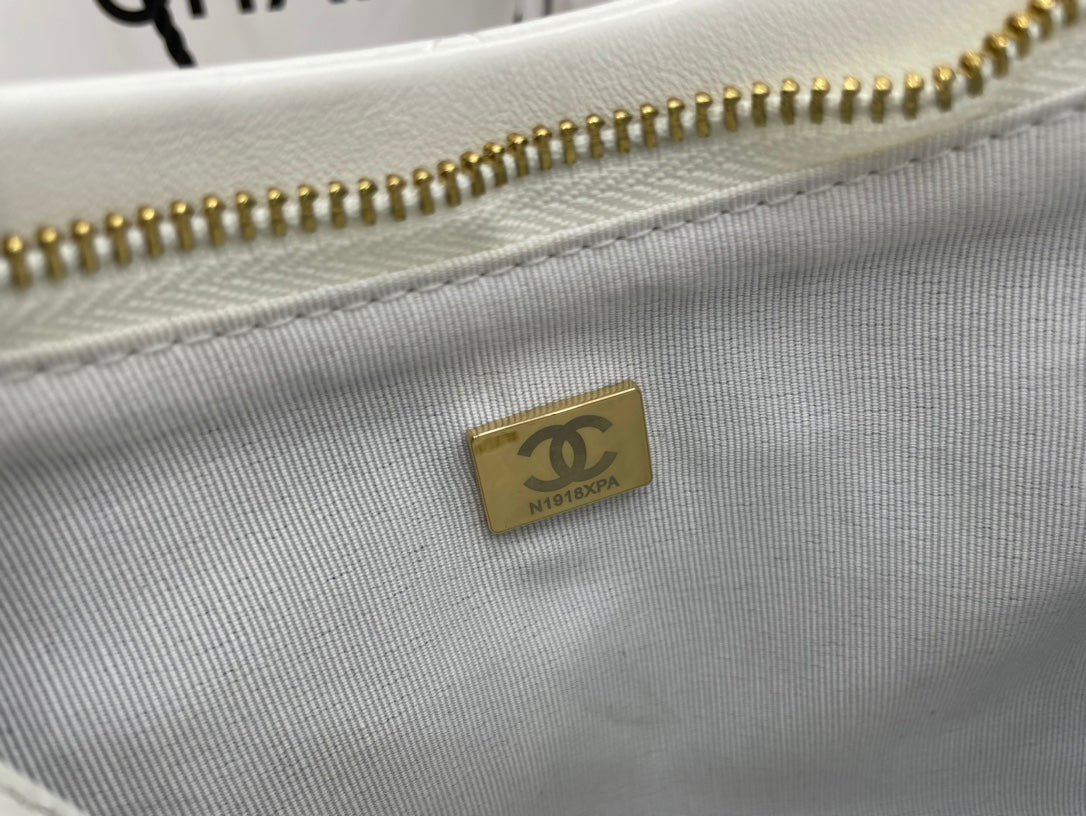 Chanel - Luxury Bag - CHL - 591