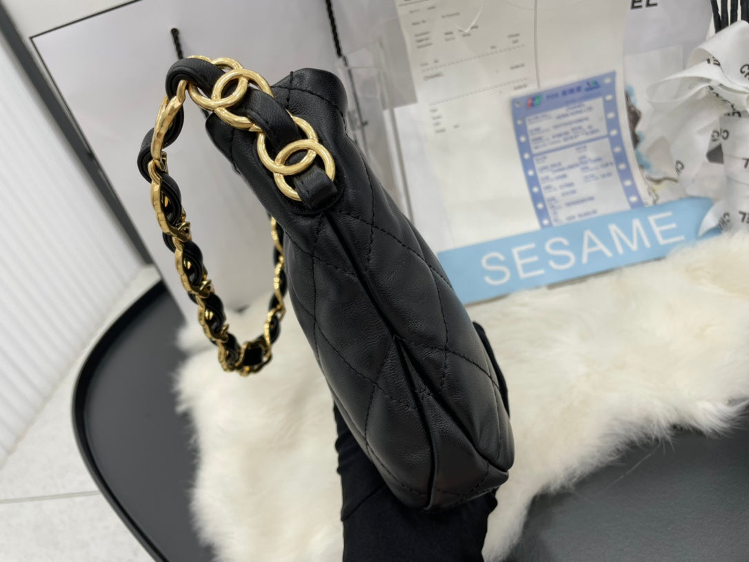 Chanel - Luxury Bag - CHL - 588