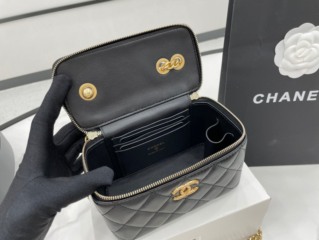 Chanel - Luxury Bag - CHL - 618