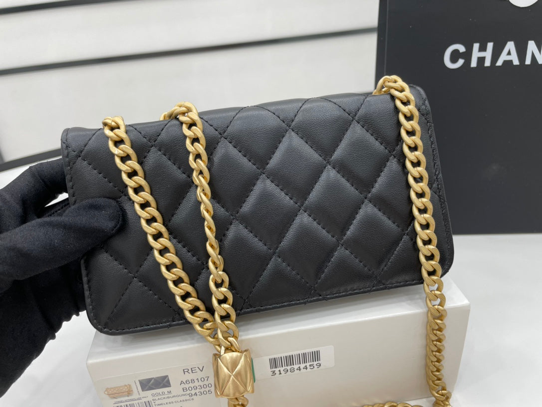 Chanel - Luxury Bag - CHL - 623