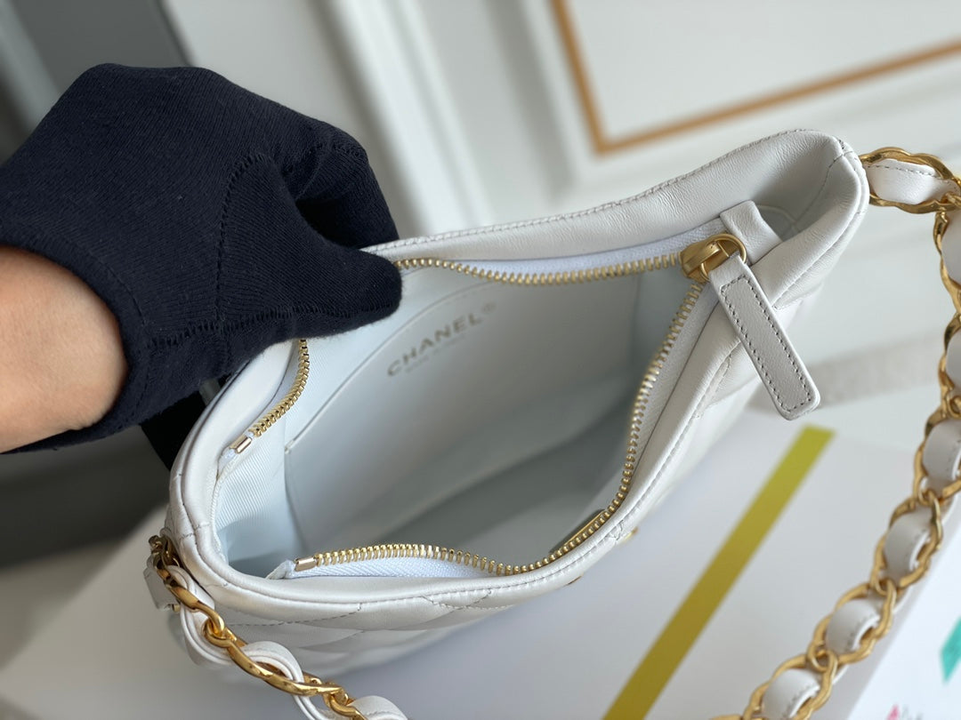 Chanel - Luxury Bag - CHL - 584