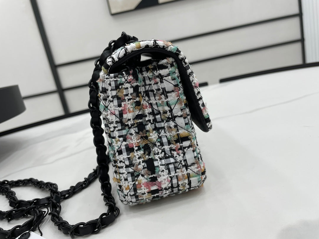 Chanel - Luxury Bag - CHL - 518