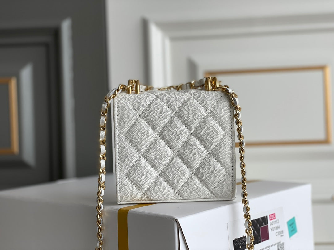 Chanel - Luxury Bag - CHL - 450