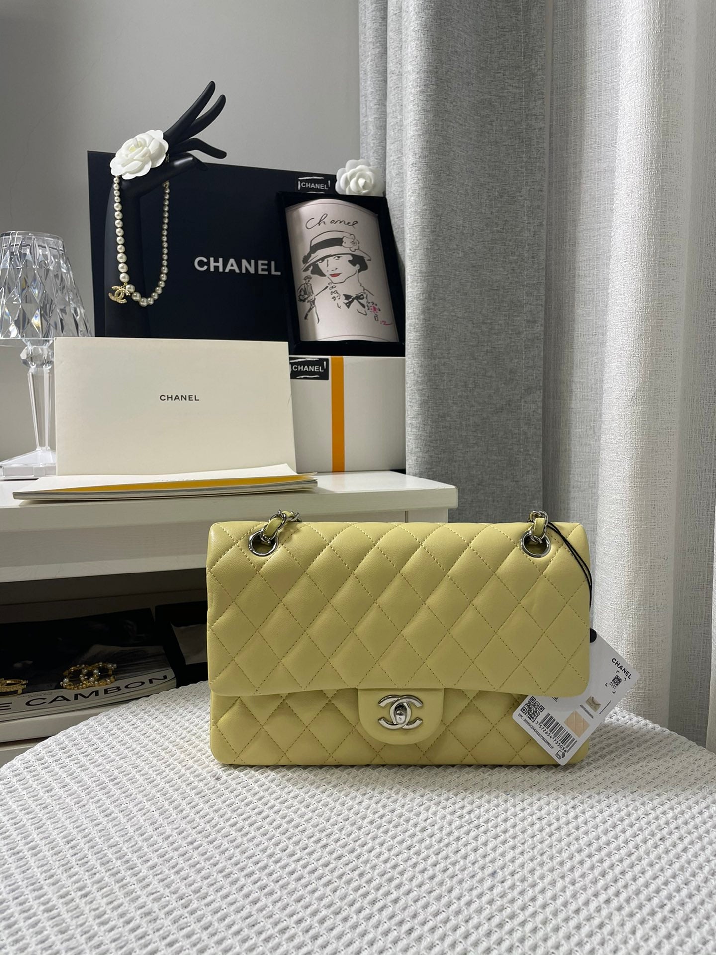 Chanel - Luxury Bag - CHL - 402