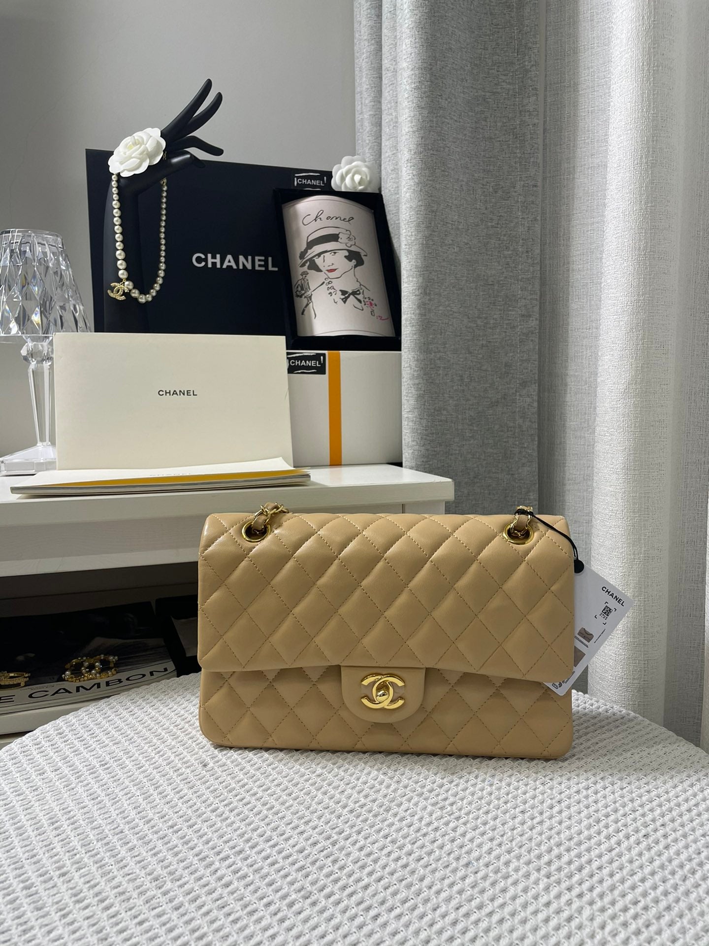 Chanel - Luxury Bag - CHL - 399