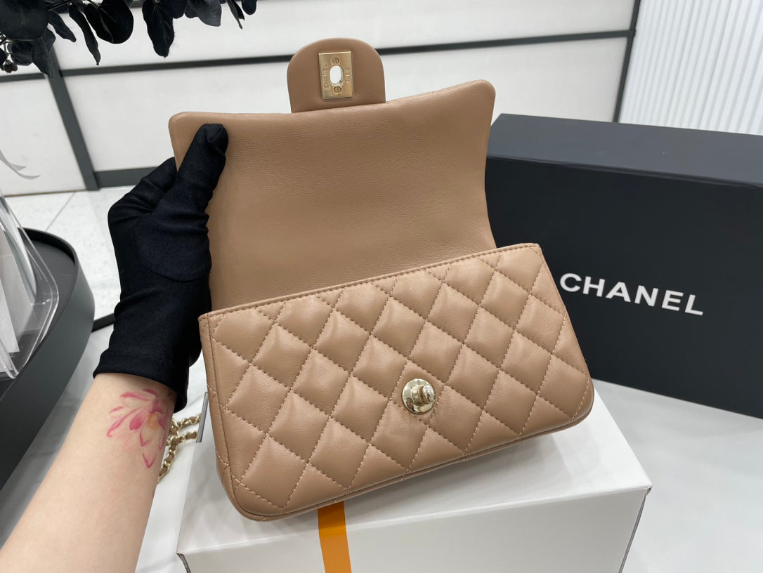 Chanel - Luxury Bag - CHL - 311