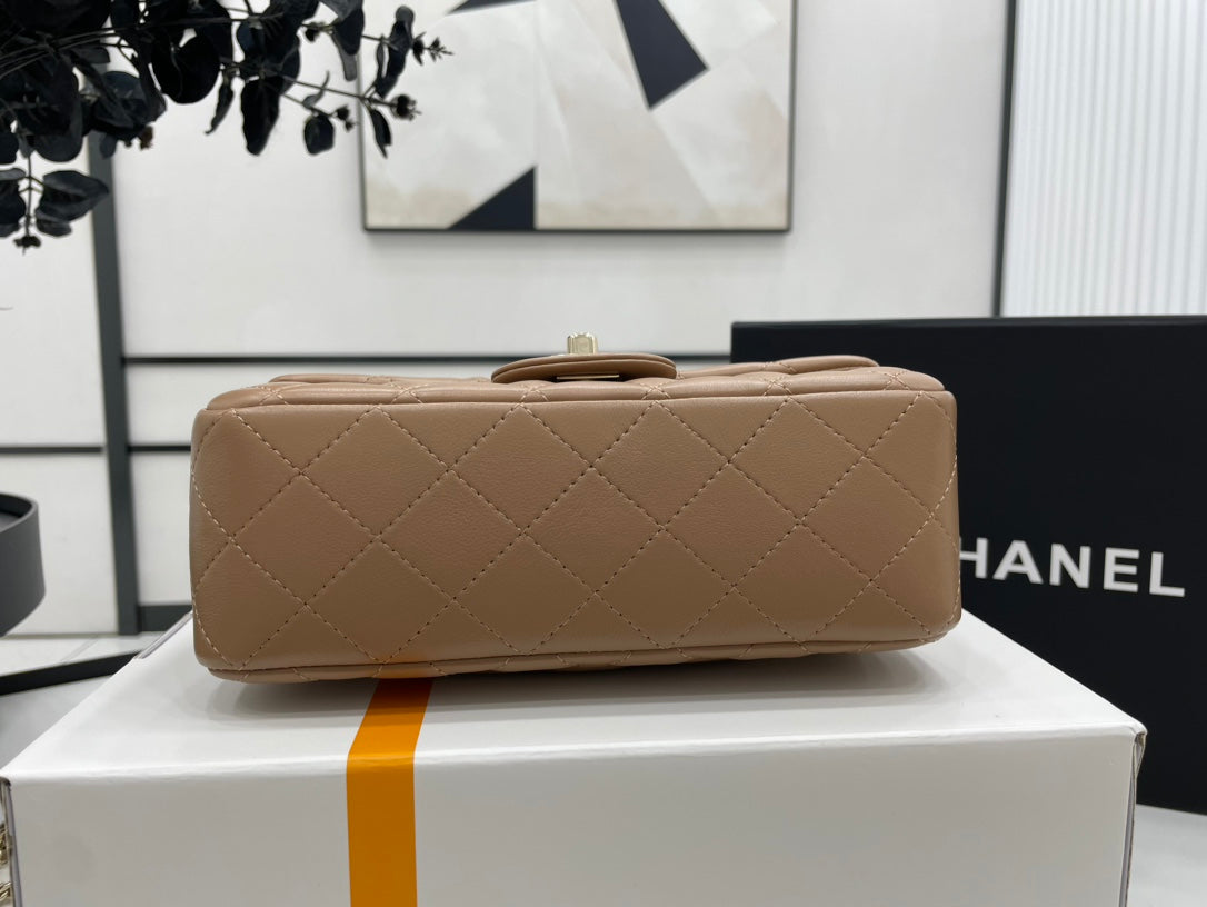 Chanel - Luxury Bag - CHL - 311