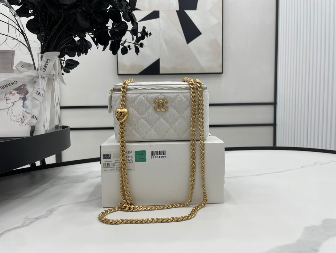 Chanel - Luxury Bag - CHL - 337