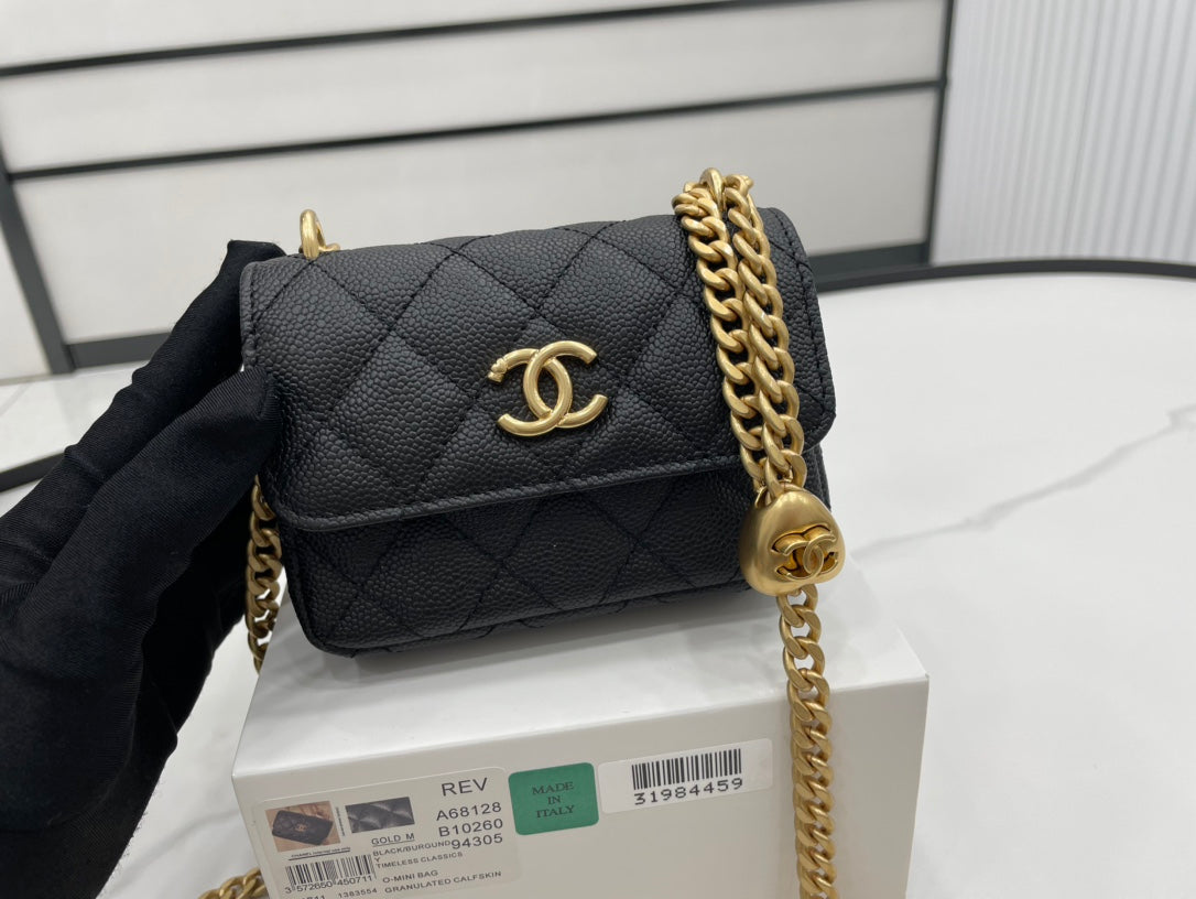 Chanel - Luxury Bag - CHL - 335
