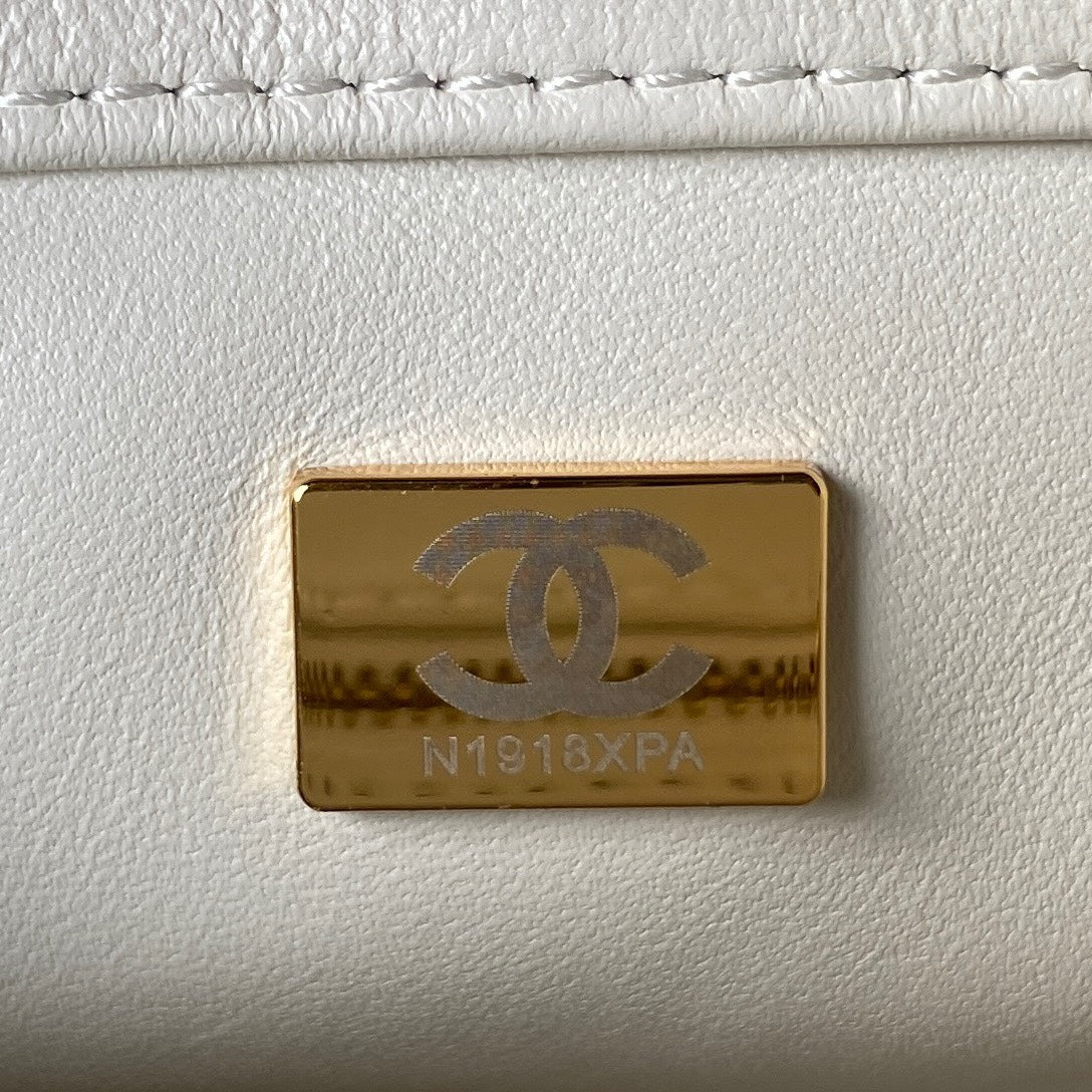 Chanel - Luxury Bag - CHL - 266