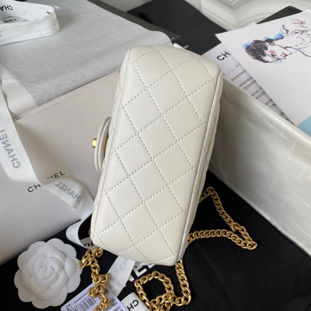 Chanel - Luxury Bag - CHL - 266